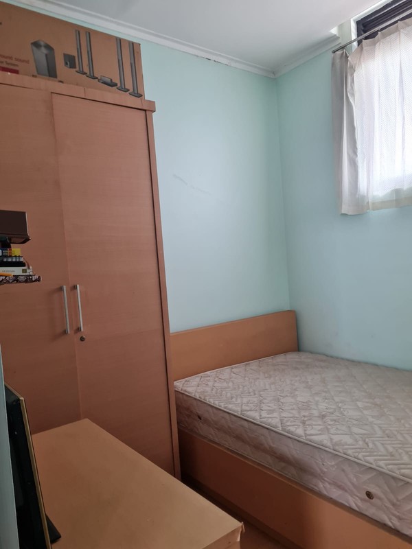 Rumah 3 Lantai di Pondok Aren Tangerang Selatan SHM Siap Huni KT 5 KM 3 Surat SHM