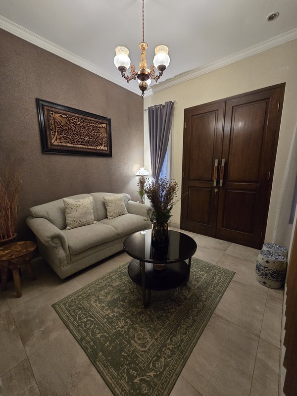 Rumah siap huni di BSD CITY NUSA LOKA, ROW Jalan besar 12 meter