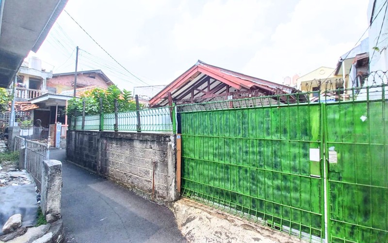 Rumah Kost 24 Kamar Dijual Lokasi di Utan Kayu Matraman Jaktim