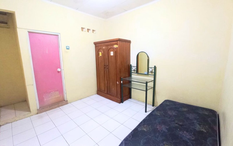 Rumah Kost 24 Kamar Dijual Lokasi di Utan Kayu Matraman Jaktim