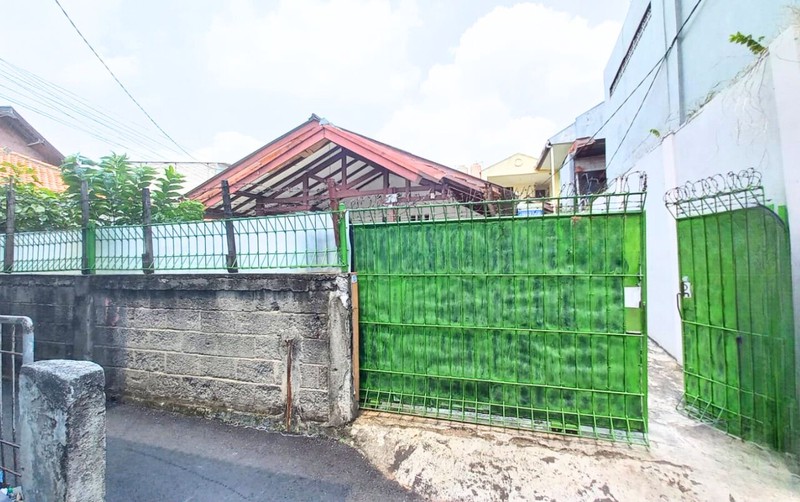 Rumah Kost 24 Kamar Dijual Lokasi di Utan Kayu Matraman Jaktim