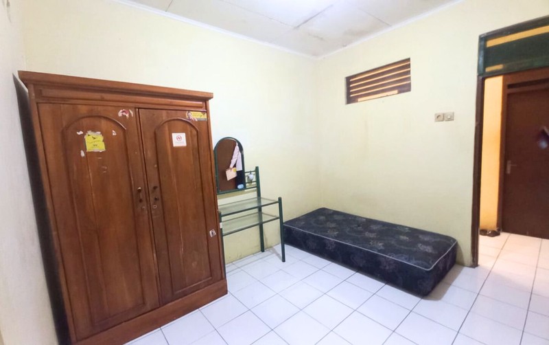 Rumah Kost 24 Kamar Dijual Lokasi di Utan Kayu Matraman Jaktim