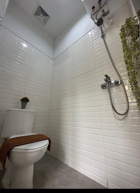 Dijual Kost- kost san, cocok untuk Investasi, lokasi strategis di Jakarta Barat