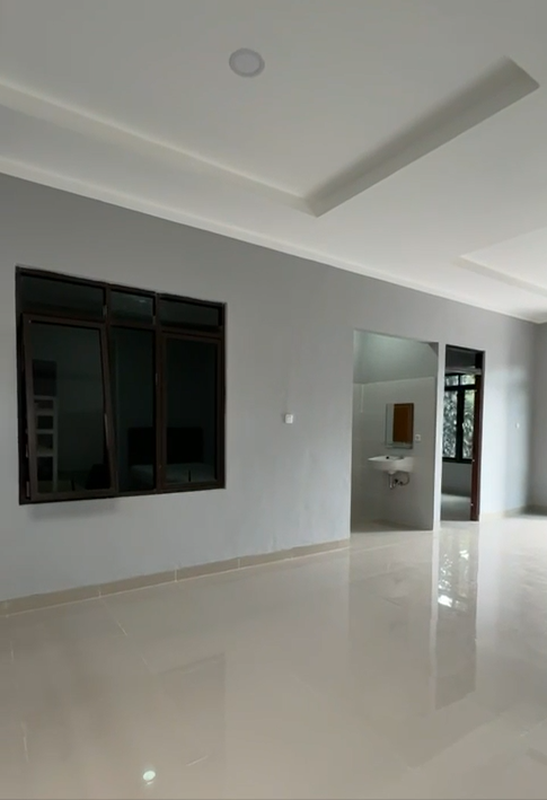 Rumah 2 Lantai Siap Huni dengan KT 4+1 KM 2+1 Surat SHM Hunian Nyaman dan Asri @Bintaro Sektor 9