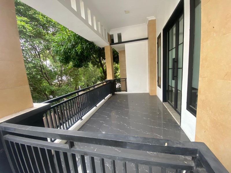 Rumah 2 Lantai Full Furnished Disewakan Cocok untuk Kantor di Mendawai Kramat Pela Kebayoran Baru Jaksel