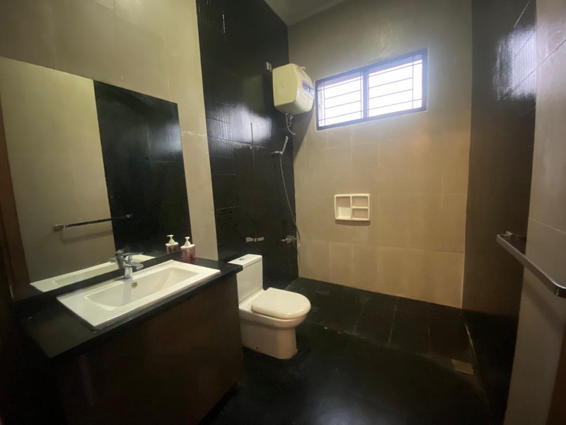 Rumah 2 Lantai Full Furnished Disewakan Cocok untuk Kantor di Mendawai Kramat Pela Kebayoran Baru Jaksel