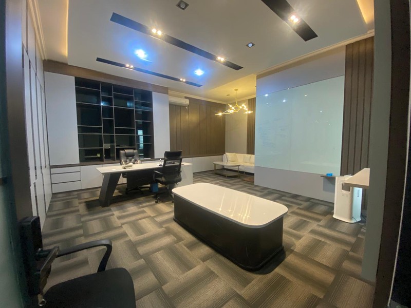 Rumah 2 Lantai Full Furnished Disewakan Cocok untuk Kantor di Mendawai Kramat Pela Kebayoran Baru Jaksel