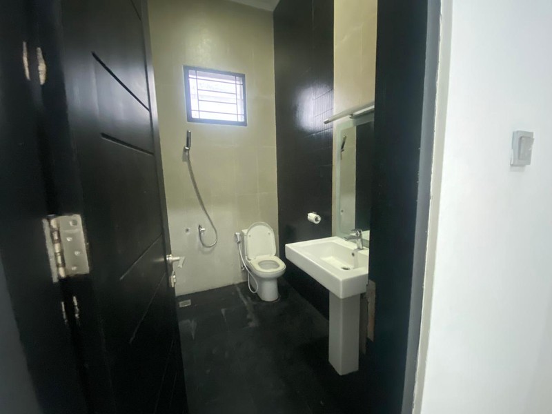 Rumah 2 Lantai Full Furnished Disewakan Cocok untuk Kantor di Mendawai Kramat Pela Kebayoran Baru Jaksel
