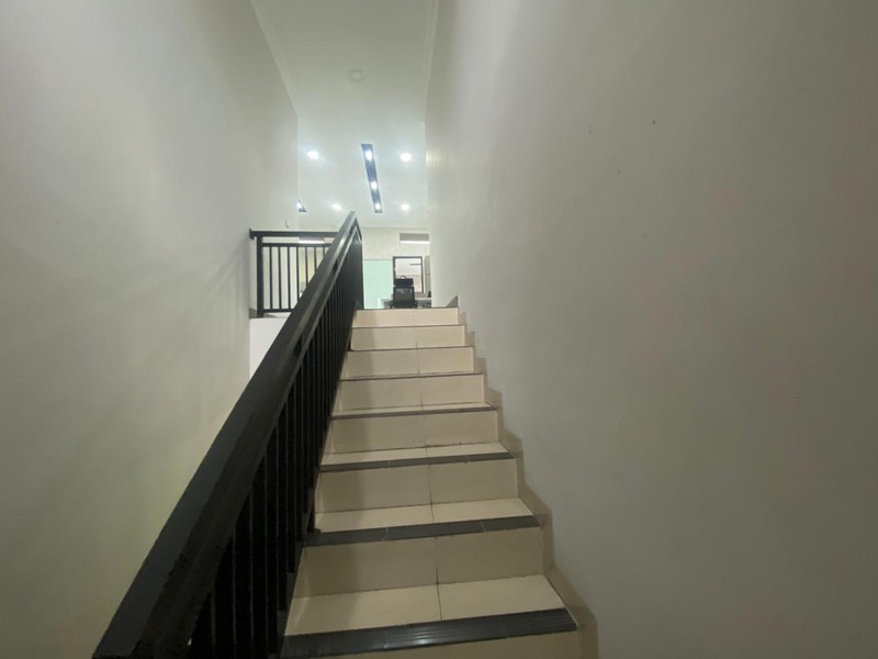 Rumah 2 Lantai Full Furnished Disewakan Cocok untuk Kantor di Mendawai Kramat Pela Kebayoran Baru Jaksel
