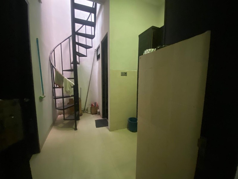 Rumah 2 Lantai Full Furnished Disewakan Cocok untuk Kantor di Mendawai Kramat Pela Kebayoran Baru Jaksel