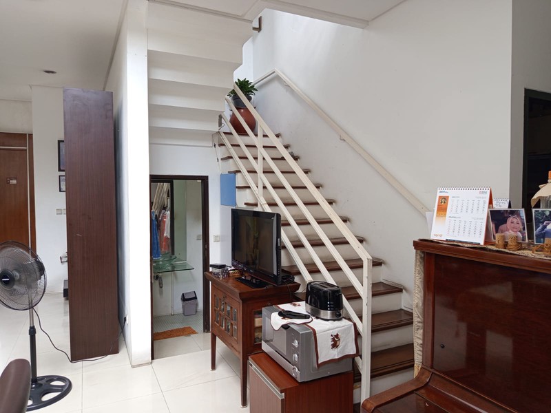 Hunian Eksklusif di Tebet - Void System, Desain Arsitek, Bebas Banjir!