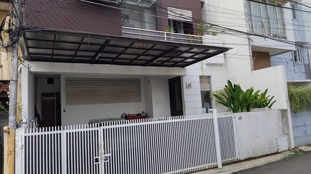 Hunian Eksklusif di Tebet - Void System, Desain Arsitek, Bebas Banjir!