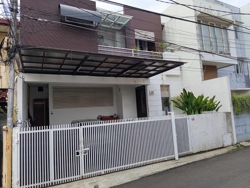 Hunian Eksklusif di Tebet - Void System, Desain Arsitek, Bebas Banjir!