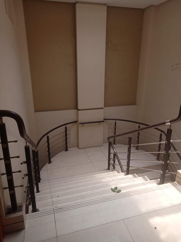Dijual Rumah Mewah di Perumahan Deltasari Indah, Koreksari, Kureksari, Kec. Waru, Kabupaten Sidoarjo, Jawa Timur 61256