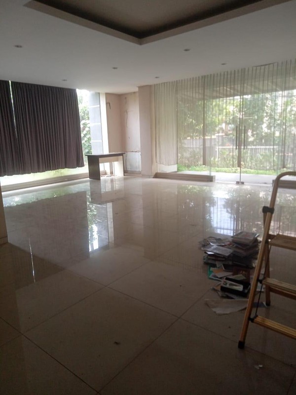 Dijual Rumah Mewah di Perumahan Deltasari Indah, Koreksari, Kureksari, Kec. Waru, Kabupaten Sidoarjo, Jawa Timur 61256