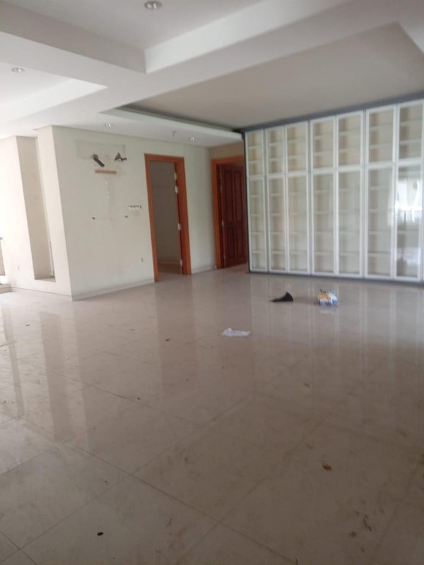 Dijual Rumah Mewah di Perumahan Deltasari Indah, Koreksari, Kureksari, Kec. Waru, Kabupaten Sidoarjo, Jawa Timur 61256