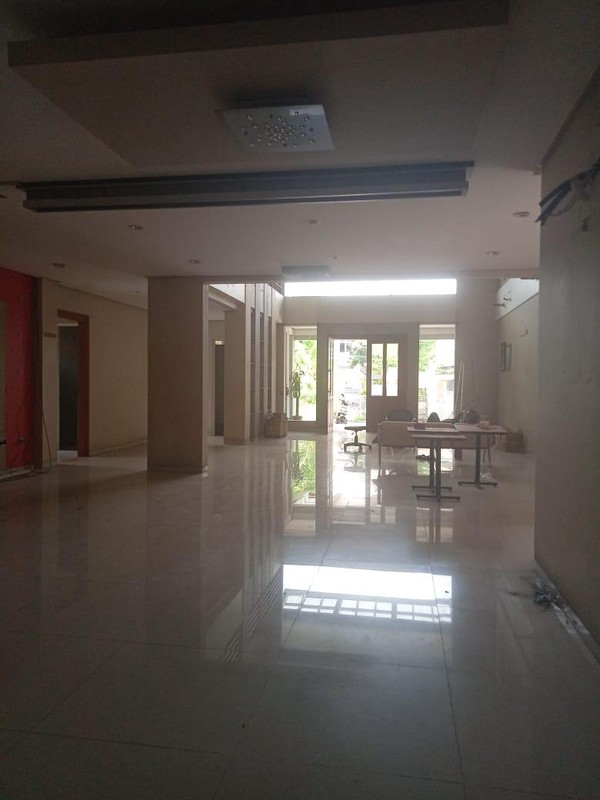 Dijual Rumah Mewah di Perumahan Deltasari Indah, Koreksari, Kureksari, Kec. Waru, Kabupaten Sidoarjo, Jawa Timur 61256