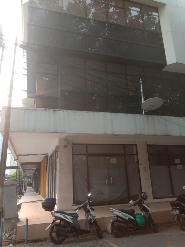 Dijual Ruko di Roxy Mas, K.H. Hasyim Ashari, Jakarta Pusat , Hoek, Strategis