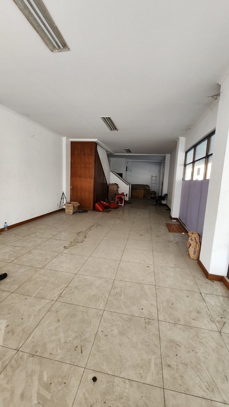 Dijual Ruko di Roxy Mas, K.H. Hasyim Ashari, Jakarta Pusat , Hoek, Strategis