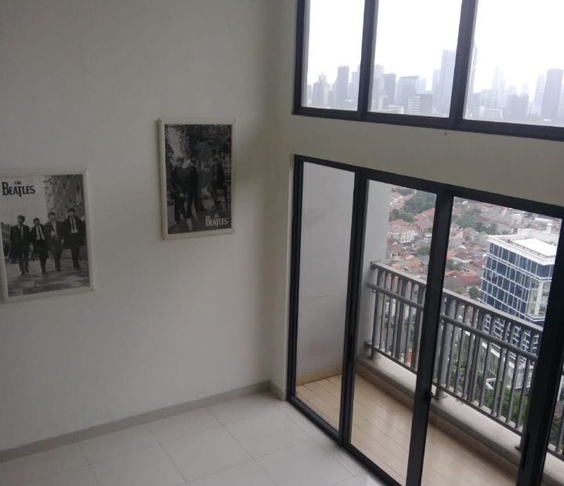 Ruang Kantor Dua Lantai Di Gedung SOHO Pancoran, Di Jl. MT haryono, Tebet