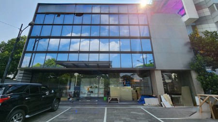 Dijual Cepat dengan Harga Mendekati NJOP Gedung Baru di Jl. Letjen S. Parman , Kemanggisan, Jakarta Barat