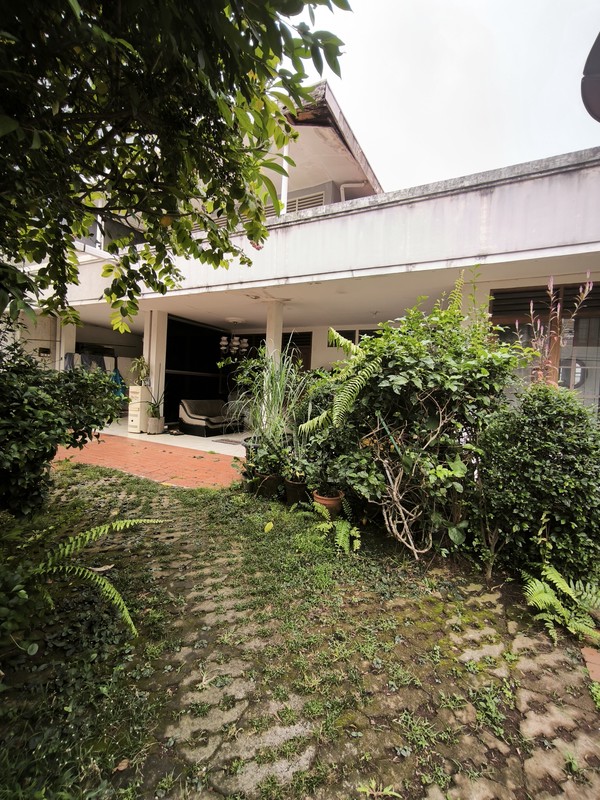 Rumah Lokasi Strategis Kebayoran Baru