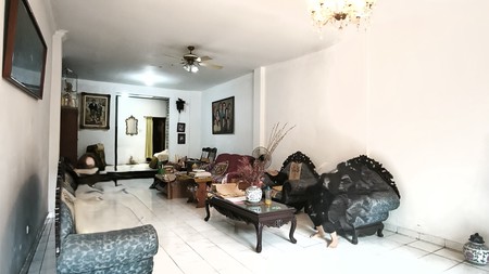 Rumah Lokasi Strategis Kebayoran Baru