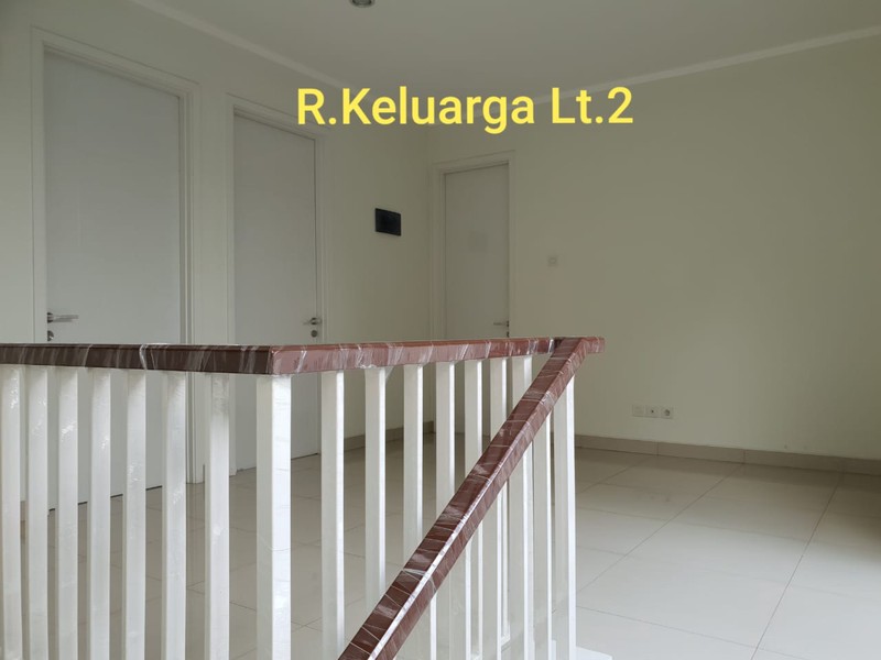 Rumah dalam cluster,siap huni,lokasi oke di Bintaro Jaya sektor 9