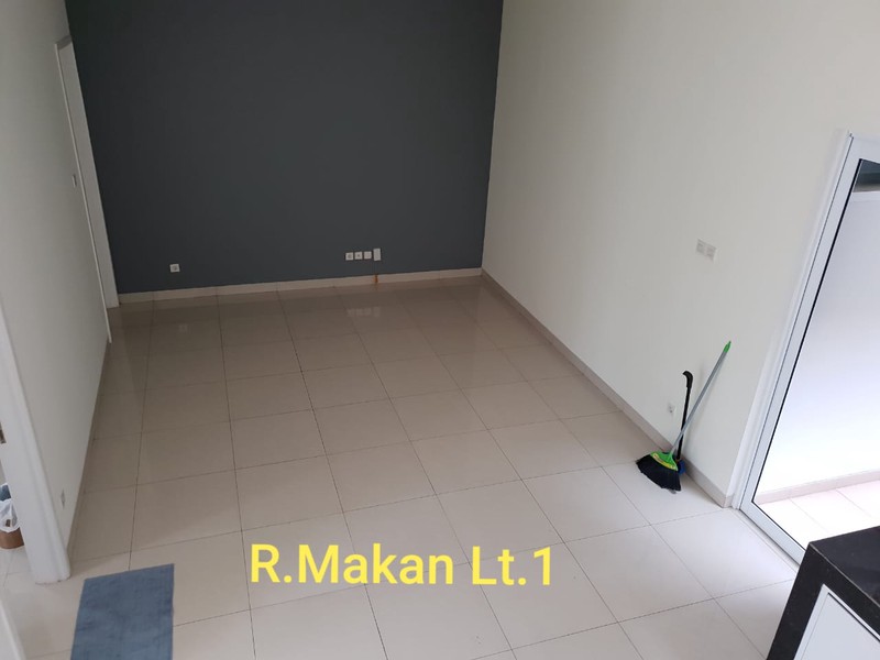 Rumah dalam cluster,siap huni,lokasi oke di Bintaro Jaya sektor 9