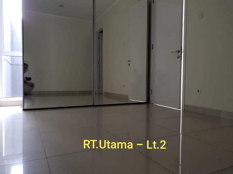 Rumah dalam cluster, hunian asri di Bintaro Jaya sektor 9.