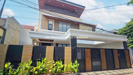 Rumah Brand New di Komplek Griya Mandiri Gandaria