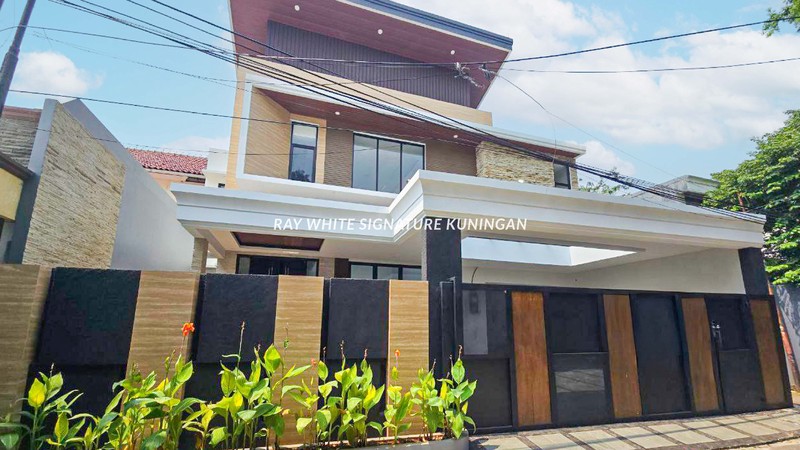 Rumah Brand New di Komplek Griya Mandiri Gandaria