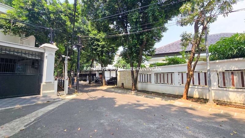 Rumah Brand New di Komplek Griya Mandiri Gandaria Utara