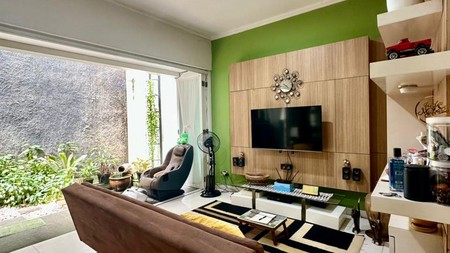 Rumah Cantik di Bintaro 2 Lantai KT 3+1 KM 3+1 Sertifikat SHM