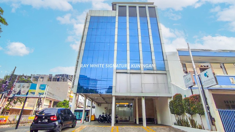 Ruko 4 Lantai Posisi Hook di Jalan Tawakal Ujung Tomang