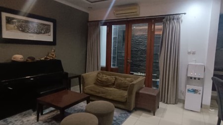 Di Sewa Rumah Full Furnished 2 Lantai Siap Huni dengan Hunian Nyaman dan Asri @Pasar Minggu, Jakarta Selatan