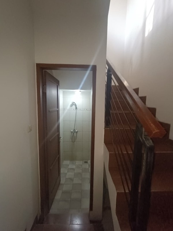 Di Sewa Rumah Full Furnished 2 Lantai Siap Huni dengan Hunian Nyaman dan Asri @Pasar Minggu, Jakarta Selatan