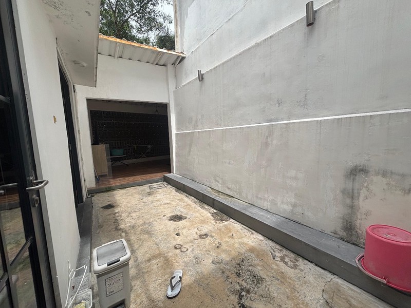 Dijual Rumah Lokasi Strategis di Camat Gabun II, Town House The Hills