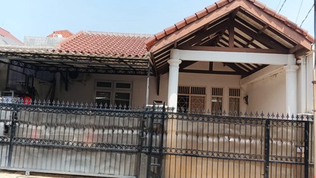 Rumah di Griya Loka BSD