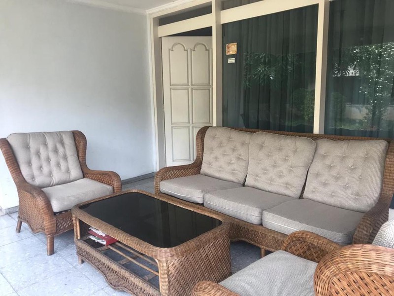 Rumah murah sedikit diatas njop jatipadang jakarta selatan 