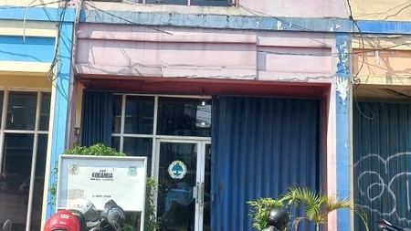 Ruko Lokasi Strategis sebelah Rumah Sakit Sari Asih Ciputat