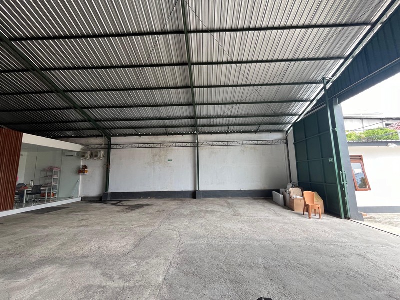 Rental - Warehouse in great area Mahendradata, Denpasar, Bali