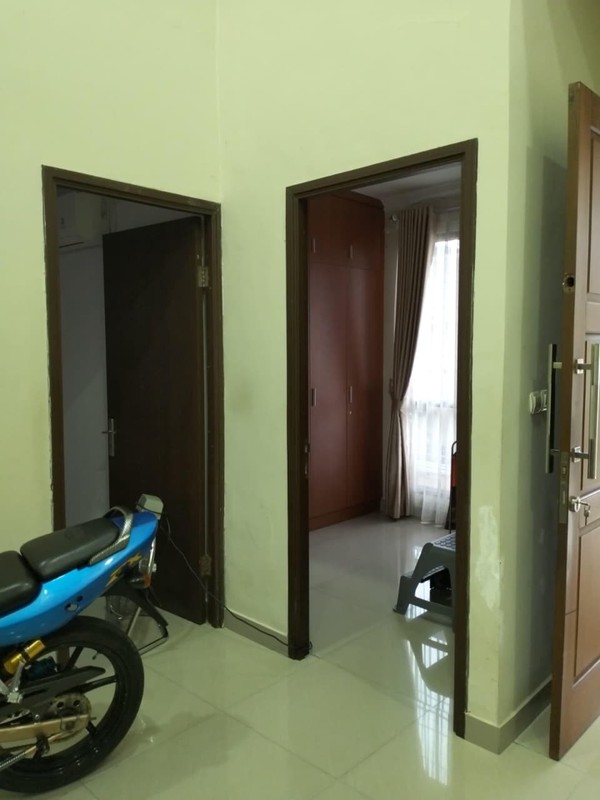 Rumah semi furnished di Griya Loka BSD