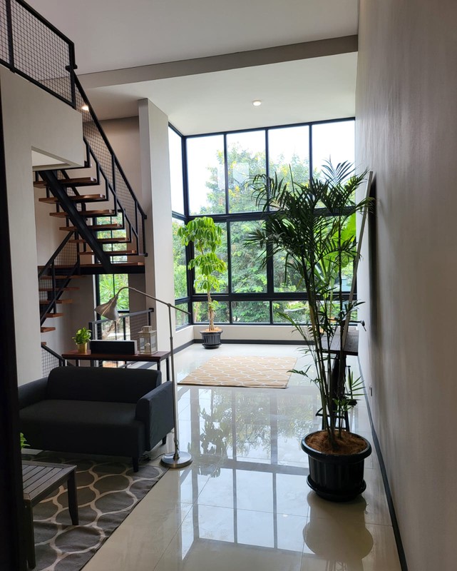 Rumah baru di BSD City, dekat Pintu Tol dan stasiun kereta Rawabuntu siap huni banget