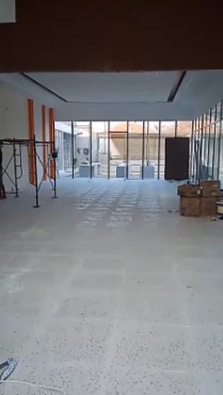 Ruang Usaha Cafe Di Daerah Tebet, Jakarta Selatan