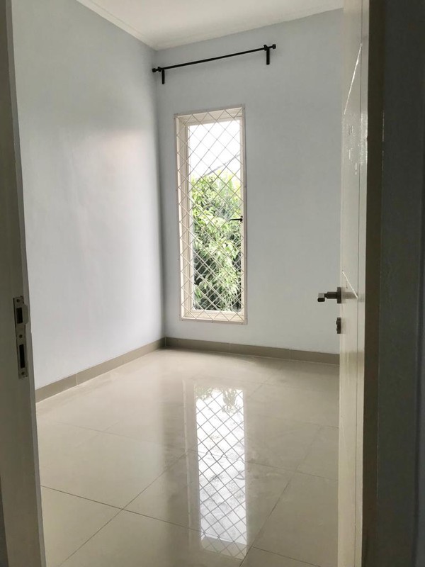 Rumah Minimalis di Serpong Garden Cisauk