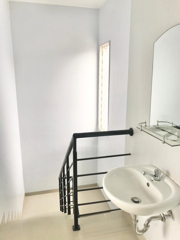 Rumah Minimalis di Serpong Garden Cisauk