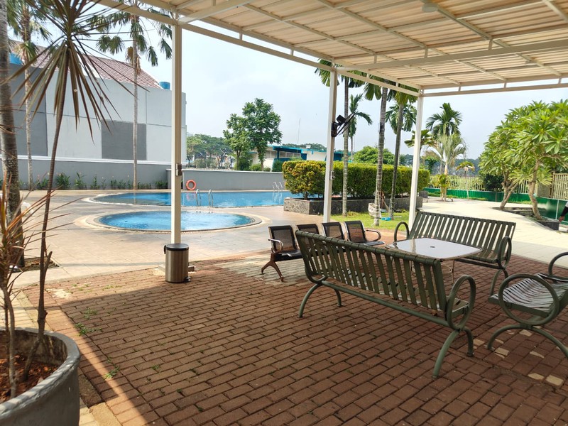 Rumah Modern di Arcadia Village Gading Serpong 