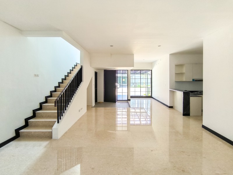 Rumah Bagus Di Hiera Residence, Cluster Welton BSD Tangerang Selatan
