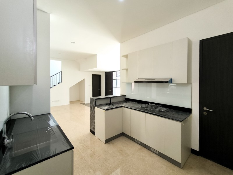 Rumah Bagus Di Hiera Residence, Cluster Welton BSD Tangerang Selatan